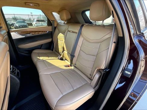 Used 2020 Cadillac XT5 Sportv w/ Platinum Package image 32