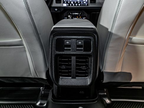 Used 2026 Ford Bronco Heritage Edition AWD/4WD image 22