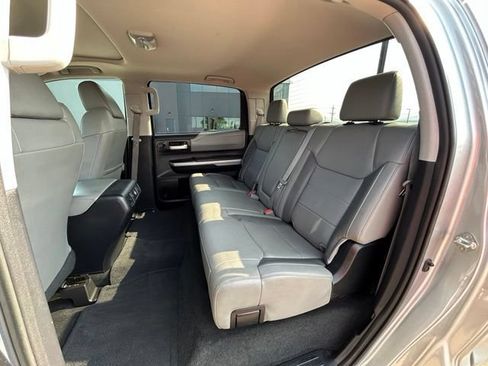 Used 2019 Toyota Tundra Limited w/ Limited Premium Package AWD/4WD image 43