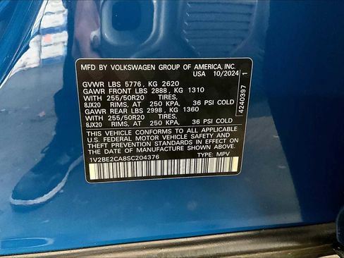 Used 2025 Volkswagen Atlas Cross Sport SEL image 34