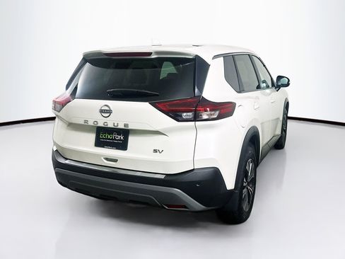 Used 2023 Nissan Rogue SV FWD image 9