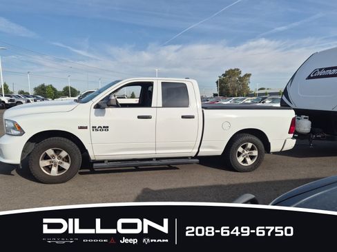 Used 2017 RAM 1500 Express AWD/4WD image 2