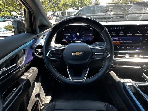 Used 2024 Chevrolet Equinox EV LT w/ Active Safety Package 3 FWD image 13
