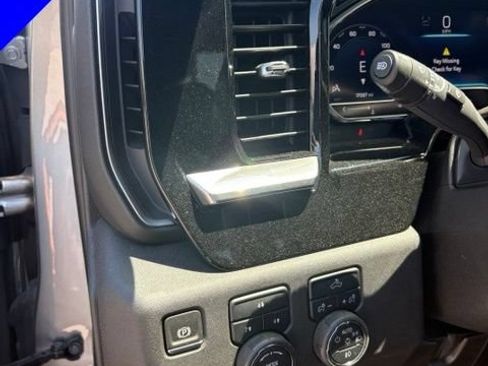 Used 2025 Chevrolet Silverado 2500 LT AWD/4WD image 13