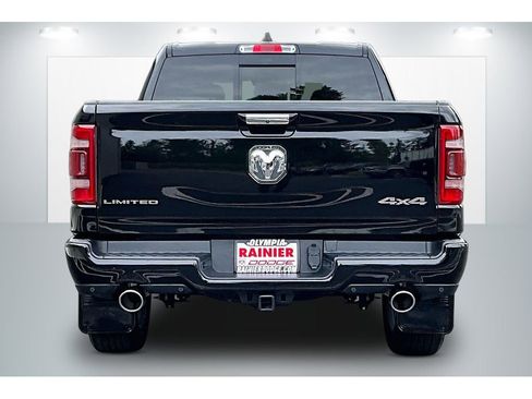 Used 2022 RAM 1500 Limited w/ Body-Colour Bumper Group AWD/4WD image 4