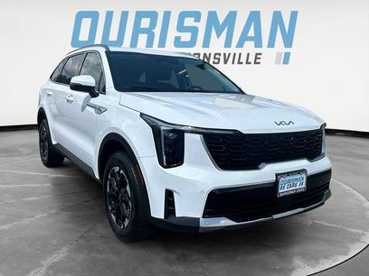 Used 2025 Kia Sorento S