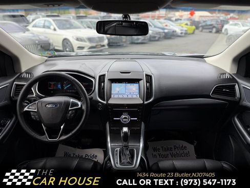 Used 2018 Ford Edge Titanium w/ Technology Package image 28