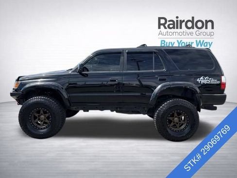 Used 2002 Toyota 4Runner SR5 AWD/4WD image 4