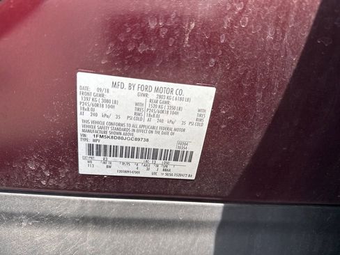 Used 2018 Ford Explorer XLT w/ Equipment Group 202A AWD/4WD image 9