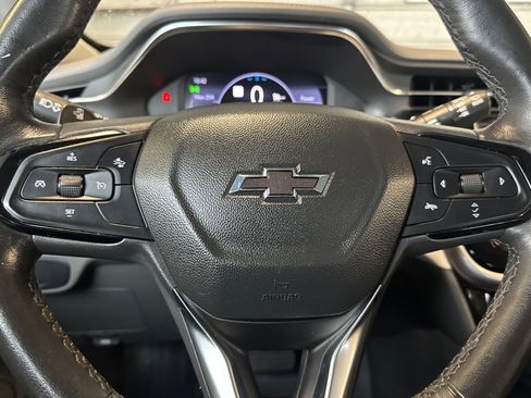 Used 2022 Chevrolet Bolt EUV Premier w/ Sun & Sound Package image 31