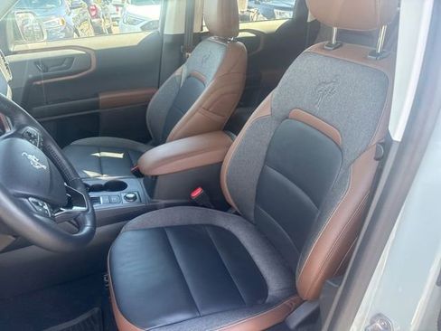 Certified 2023 Ford Bronco Sport Outer Banks w/ Tech Package AWD/4WD image 18
