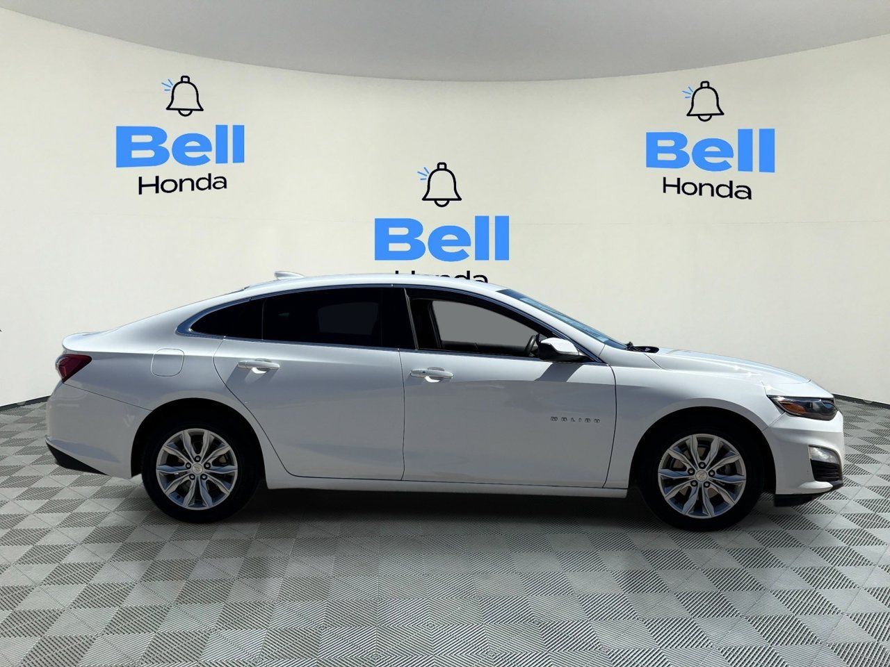 Used 2023 Chevrolet Malibu LT FWD image 5