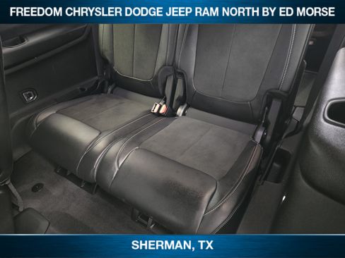 Used 2022 Jeep Grand Cherokee L Laredo AWD/4WD image 23