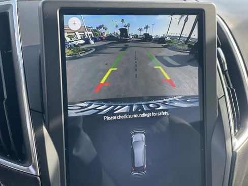 Used 2023 Ford Edge Titanium w/ Class II Trailer Tow Package image 14