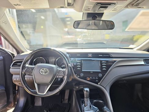 Used 2020 Toyota Camry SE w/ Carpet Mat Package FWD image 22
