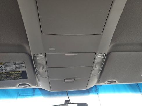 Used 2010 Toyota Tundra 4x4 Double Cab image 29