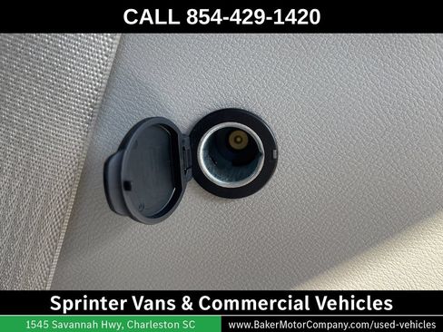 Used 2024 Chrysler Voyager LX FWD image 17