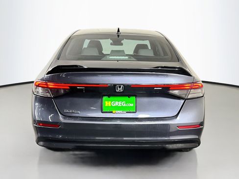 Used 2025 Honda Accord SE image 8