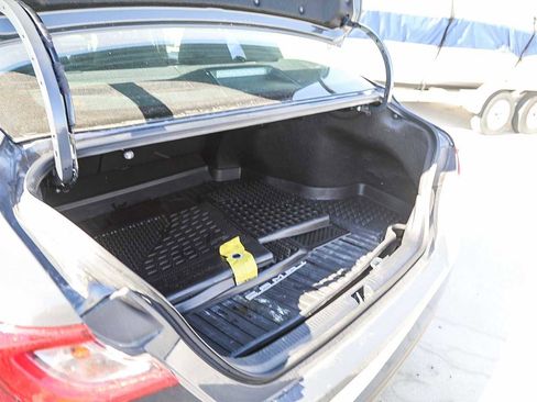 Used 2025 Toyota Camry LE image 28