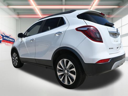 Used 2018 Buick Encore Preferred FWD image 2