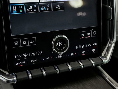 New 2026 GMC Acadia Denali image 18