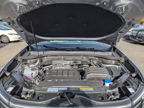 New 2026 Volkswagen Atlas SE image 40