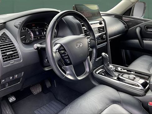 Used 2024 INFINITI QX80 Luxe image 8
