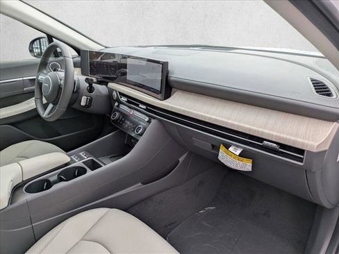 New 2025 Hyundai Sonata Limited image 20