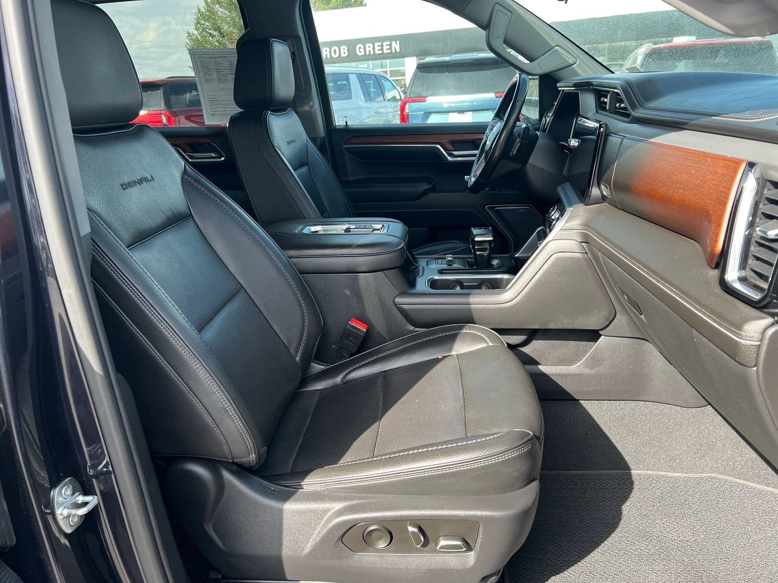 Used 2022 GMC Sierra 1500 Denali w/ Denali Reserve Package AWD/4WD image 16