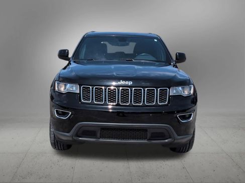 Used 2017 Jeep Grand Cherokee Laredo w/ Quick Order Package 23E AWD/4WD image 9