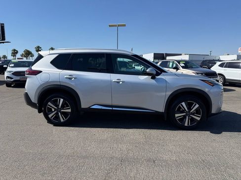 Certified 2023 Nissan Rogue SL w/ SL Premium Package FWD image 7