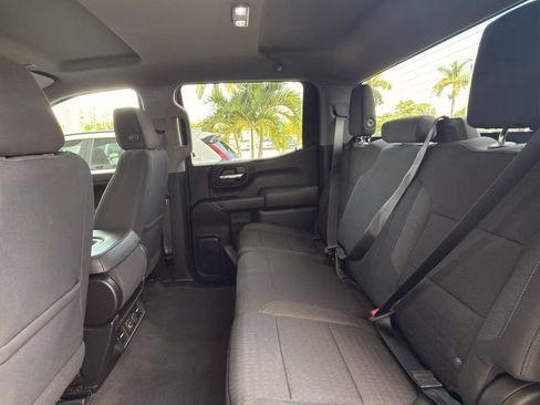 Used 2022 Chevrolet Silverado 1500 LT RWD image 6