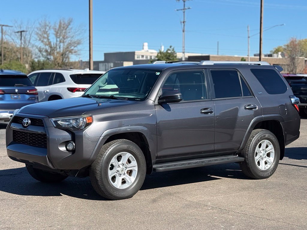 Used 2016 Toyota 4Runner SR5 AWD/4WD image 34