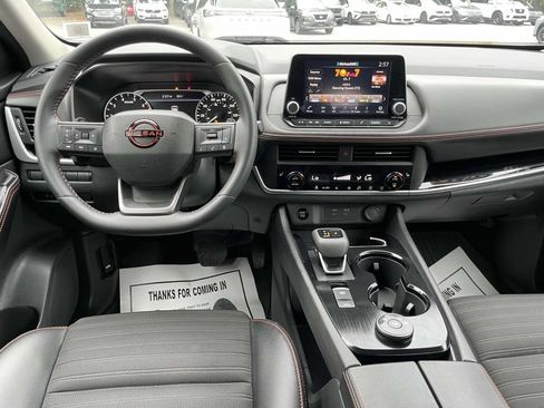 Certified 2025 Nissan Rogue SV w/ Rock Creek Premium Package AWD/4WD image 16