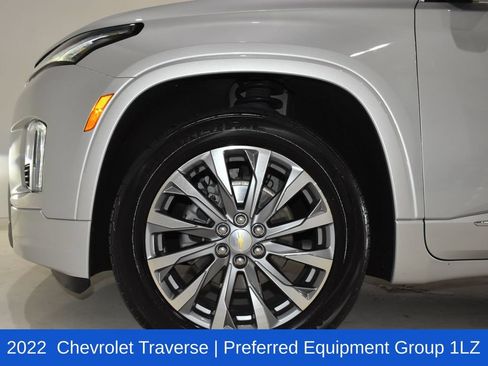 Used 2022 Chevrolet Traverse Premier w/ LPO, Floor Liner Package AWD/4WD image 6