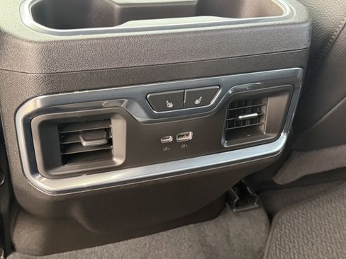 Used 2025 GMC Sierra 3500 Denali AWD/4WD image 32