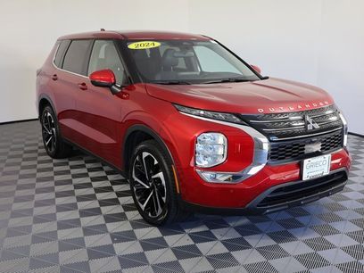 Used 2024 Mitsubishi Outlander SE