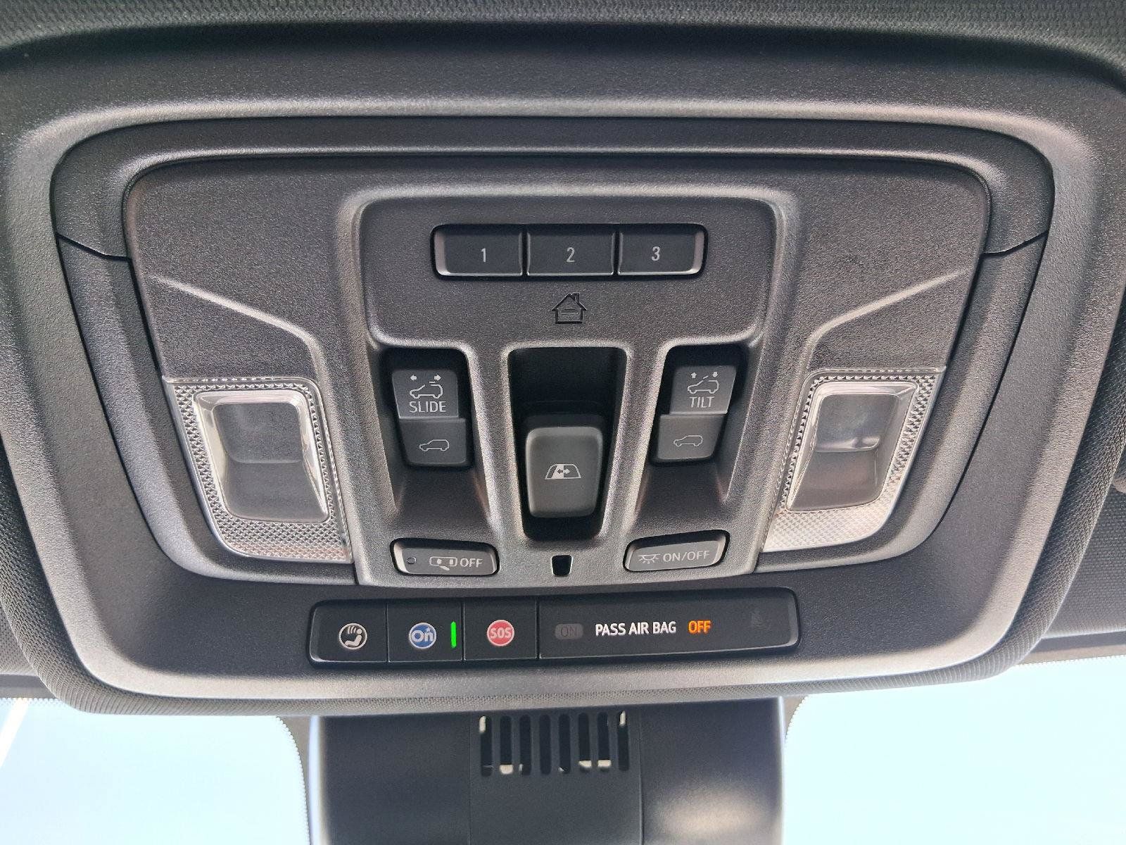 Used 2024 GMC Sierra 1500 AT4 w/ Technology Package AWD/4WD image 41