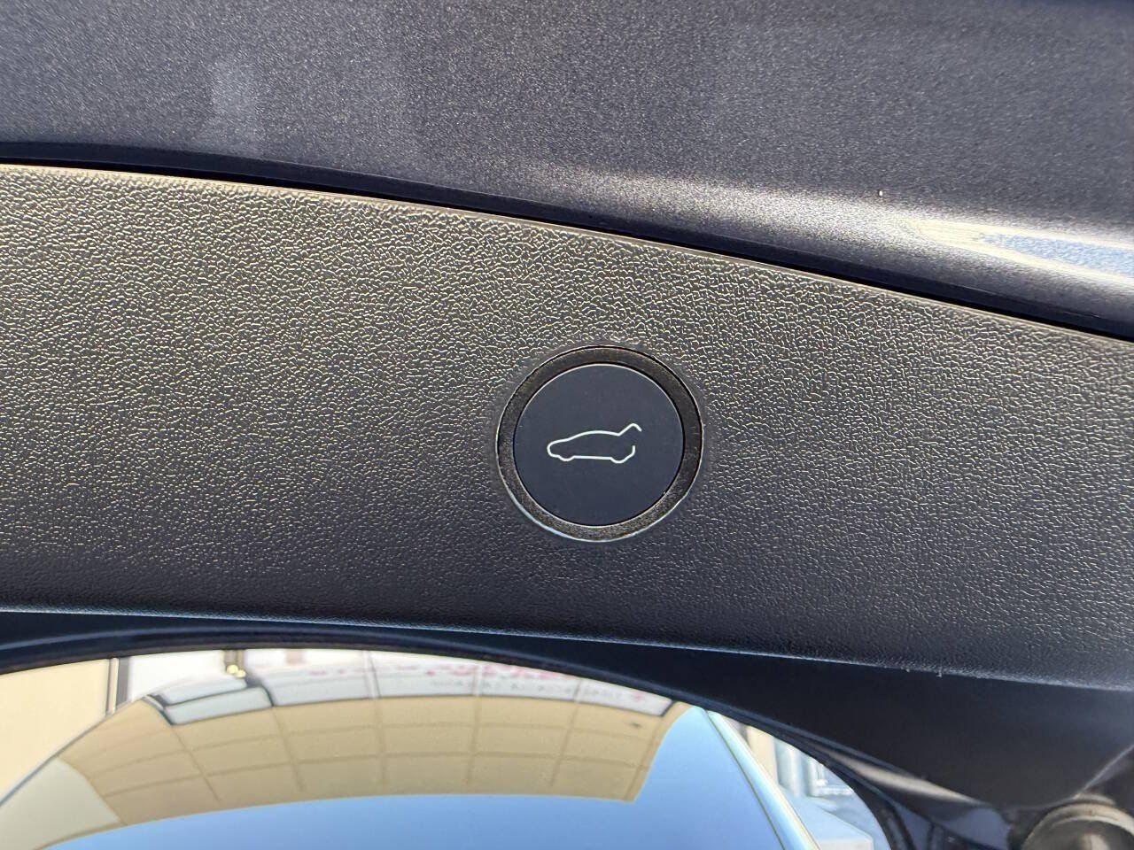 Used 2022 Tesla Model 3 Long Range AWD/4WD image 25