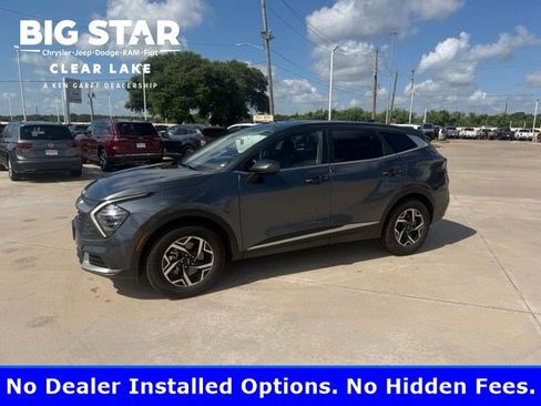Used 2024 Kia Sportage LX FWD image 1