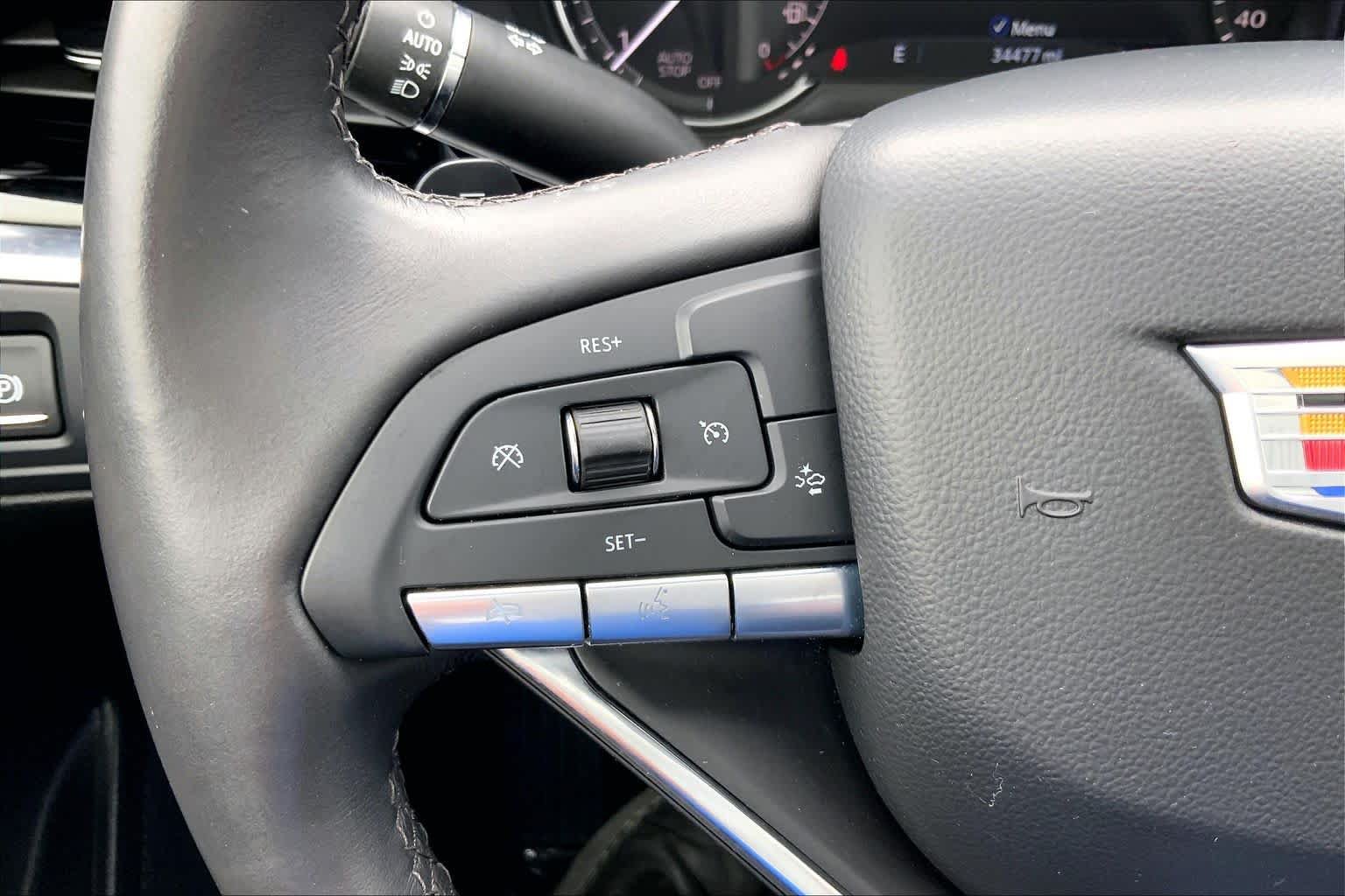 Used 2024 Cadillac XT6 Luxury FWD image 24