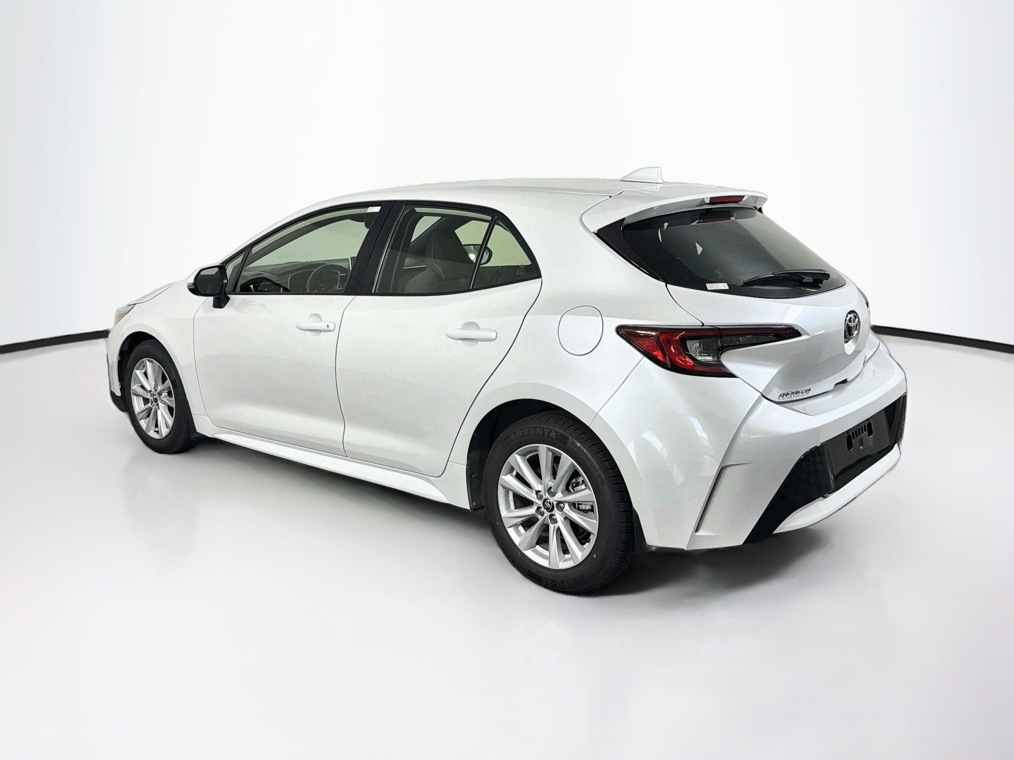 Used 2025 Toyota Corolla SE FWD image 5