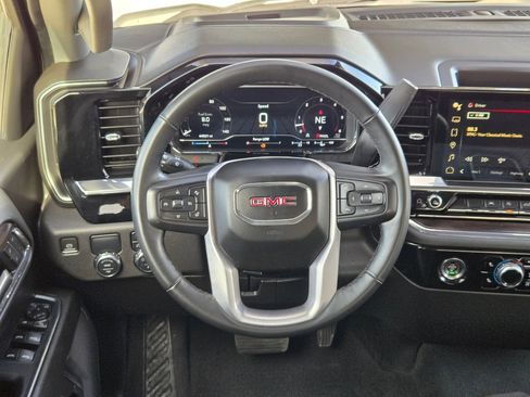 Certified 2024 GMC Sierra 1500 SLT image 20