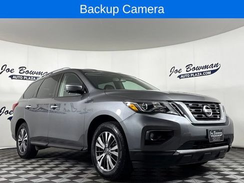 Used 2019 Nissan Pathfinder SL AWD/4WD image 5