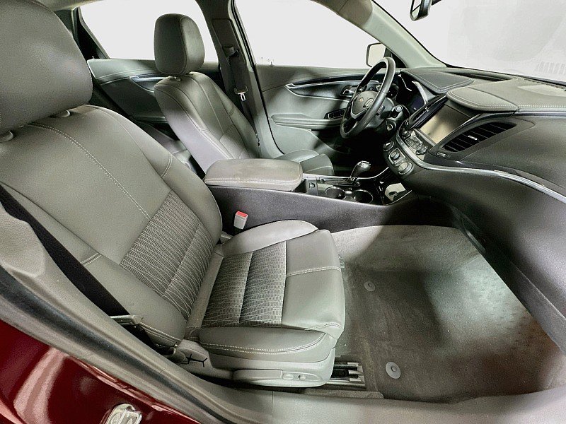 Used 2016 Chevrolet Impala LT w/ Convenience Package FWD image 26