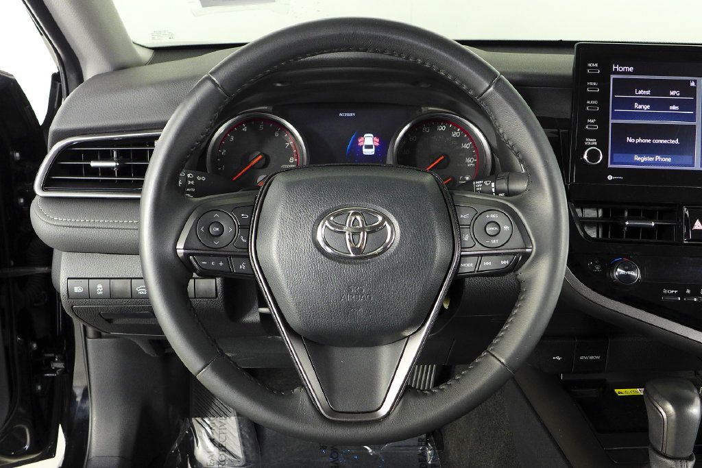 Used 2023 Toyota Camry XSE FWD image 26