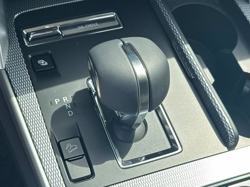 New 2025 MAZDA CX-70 Plug-In Hybrid w/ Premium Pkg image 11