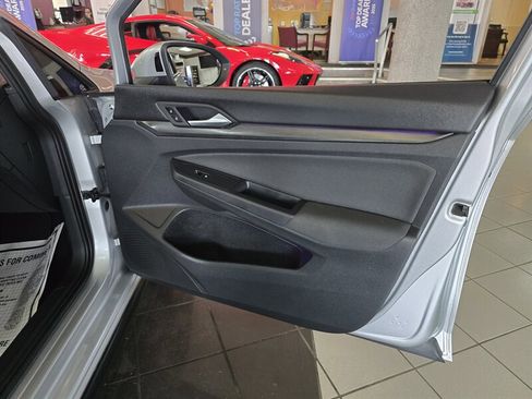 Used 2022 Volkswagen GTI S image 12