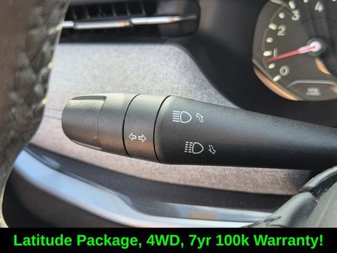 Used 2024 Jeep Compass Latitude AWD/4WD image 30