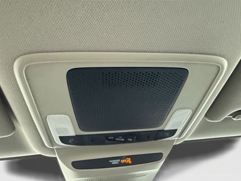 Used 2024 Honda HR-V LX image 32